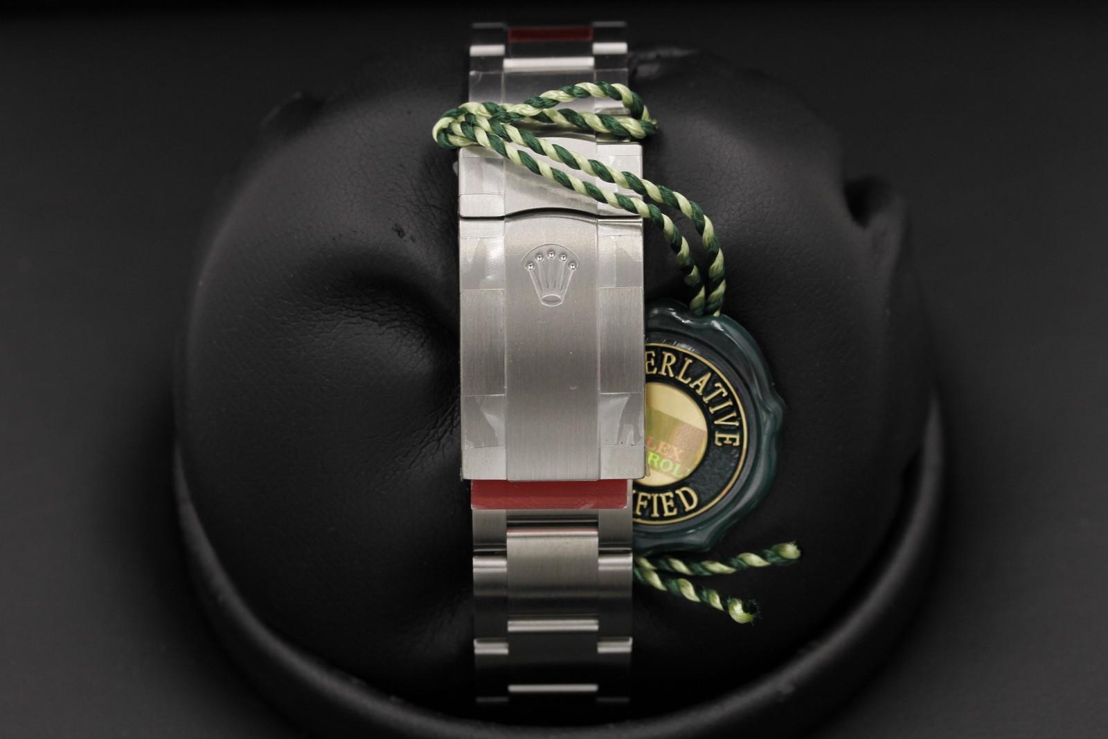 Watch Image 7