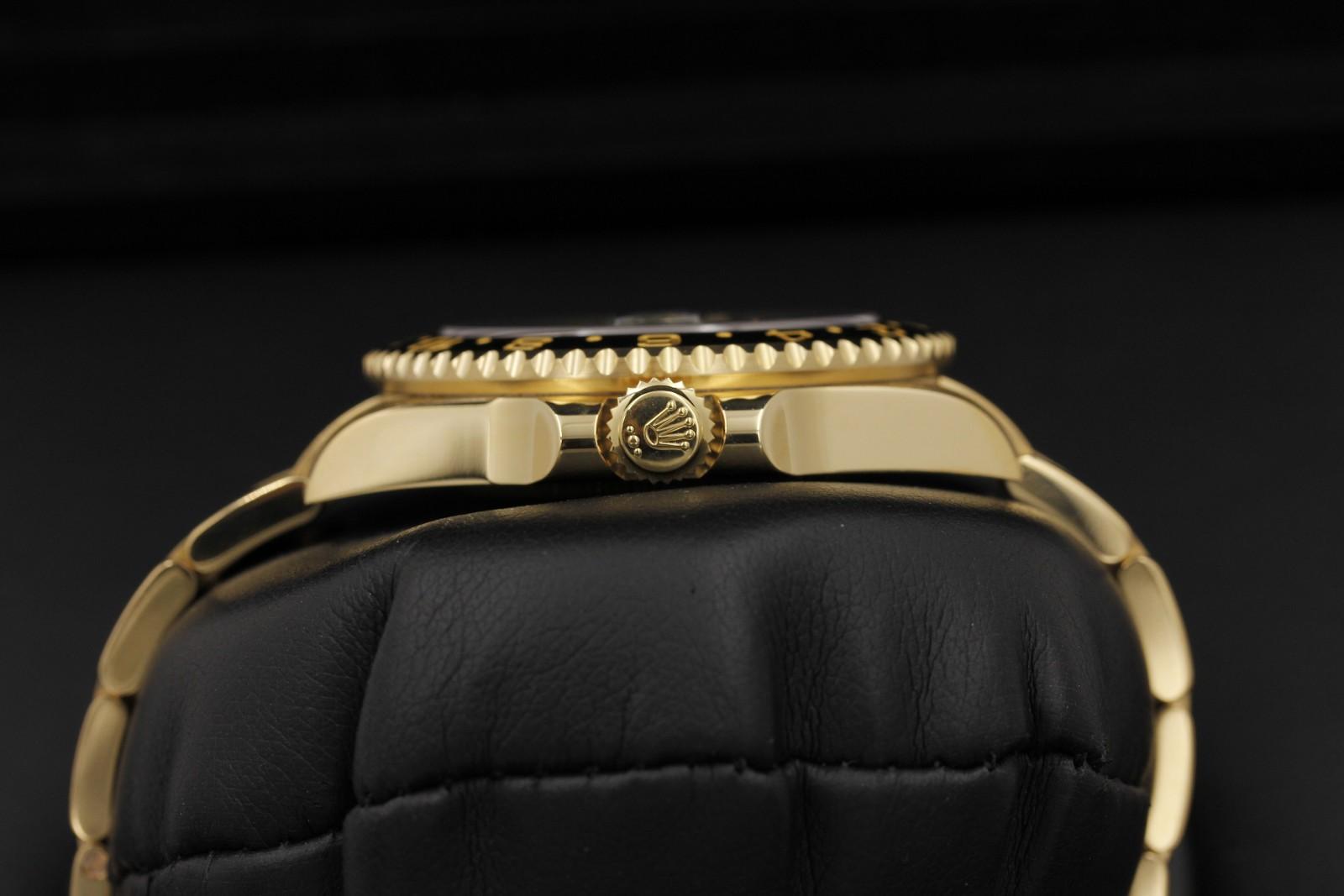 Watch Image 3