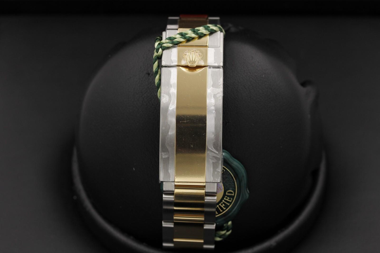 Watch Image 7