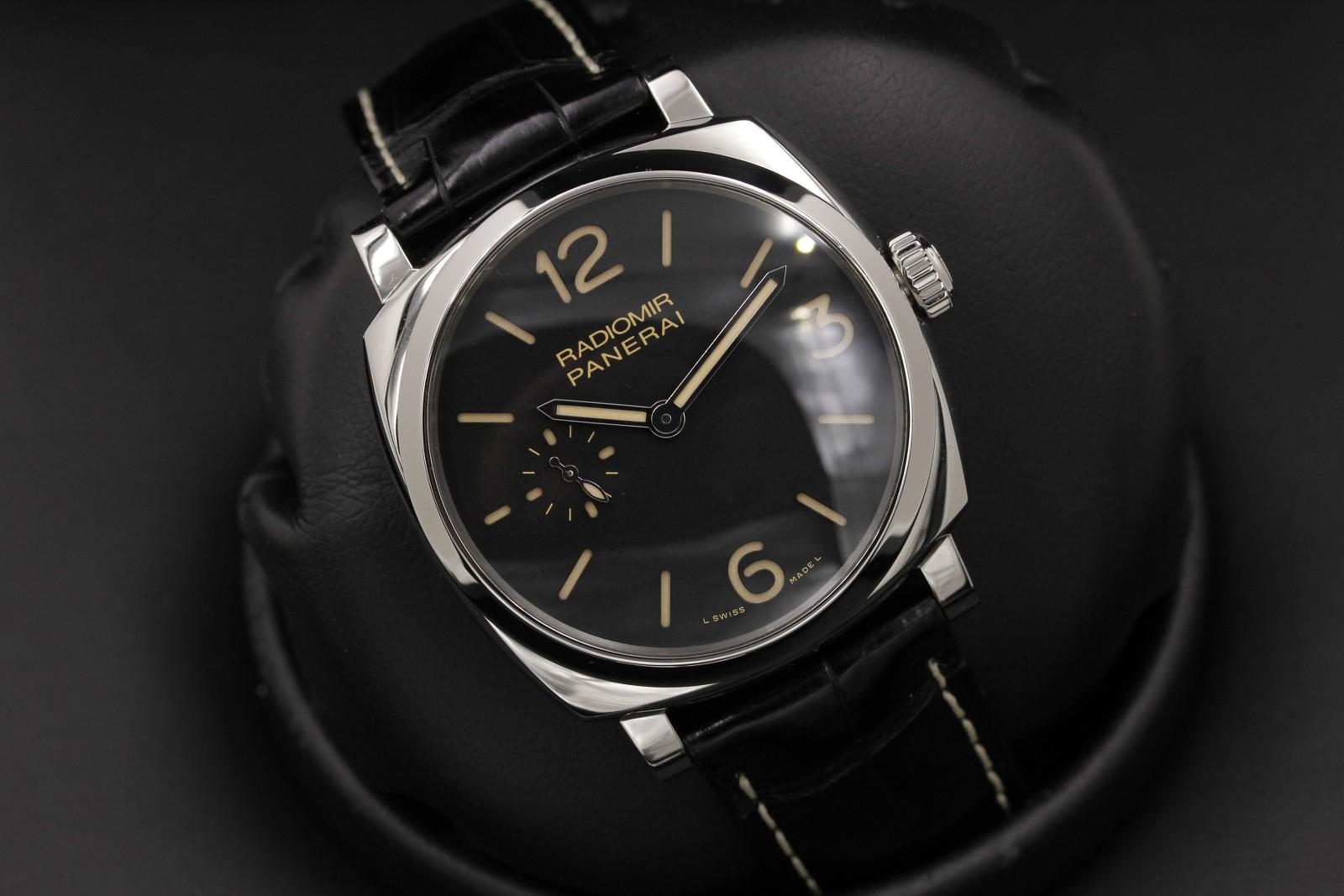 Watch Image 9