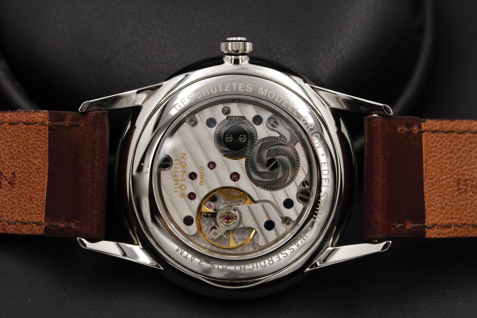 Watch Image 10