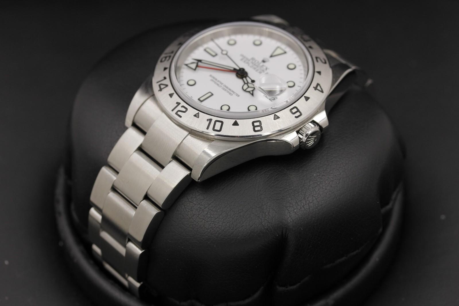 Watch Image 2