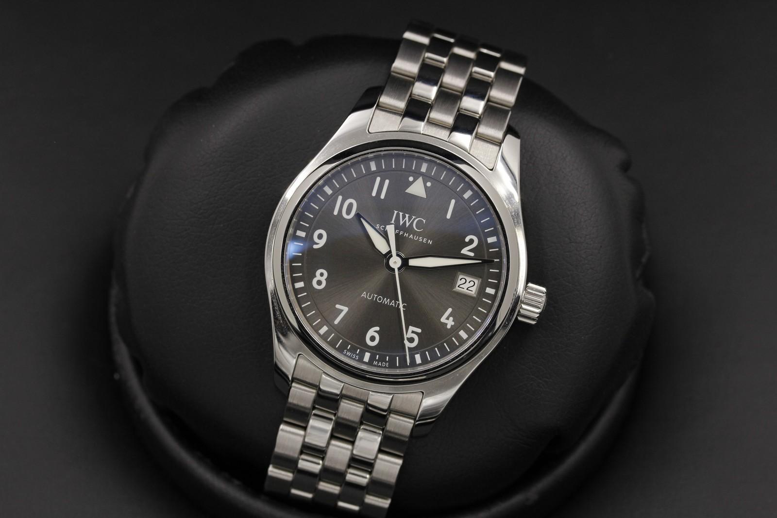 Watch Image 8