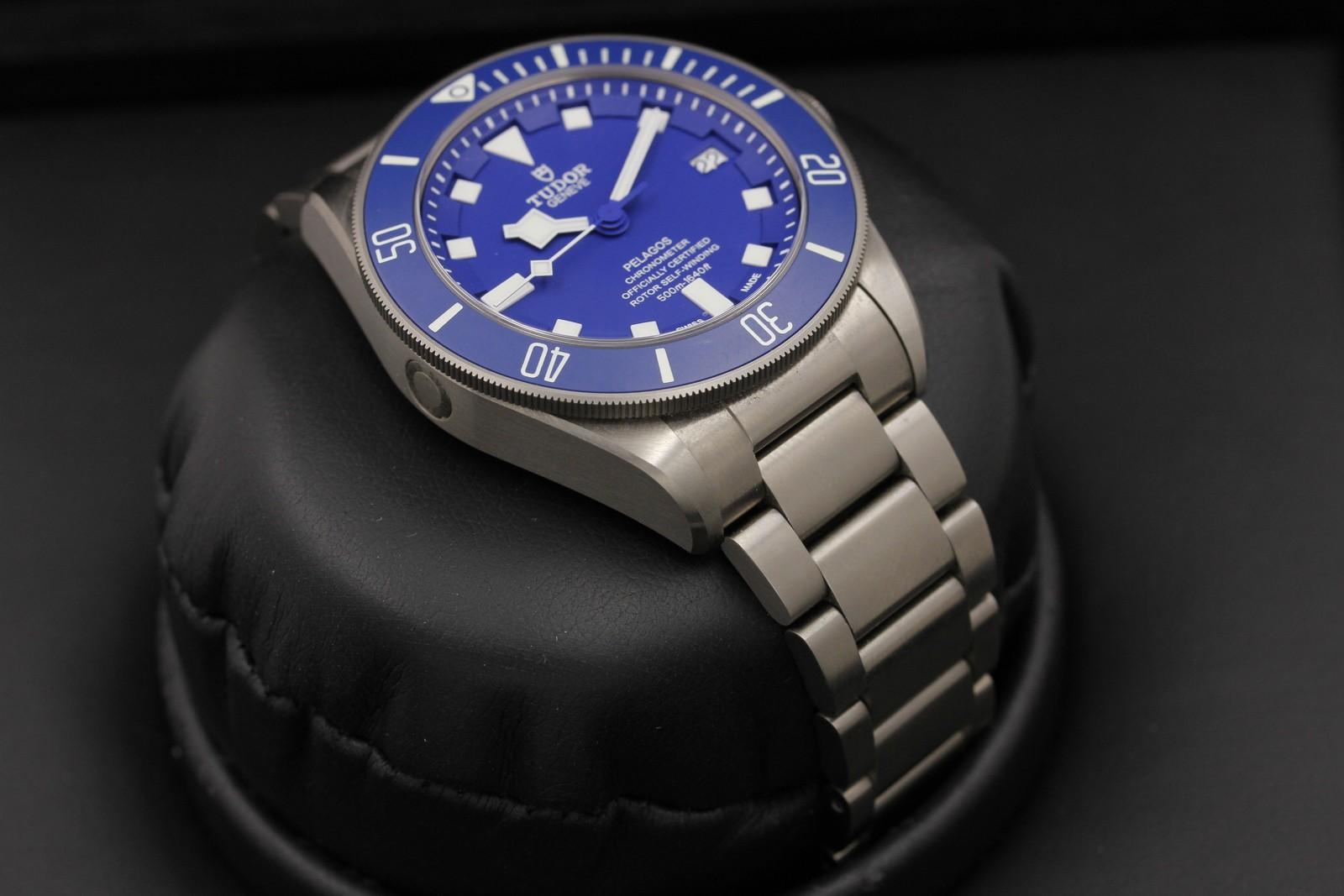 Watch Image 6