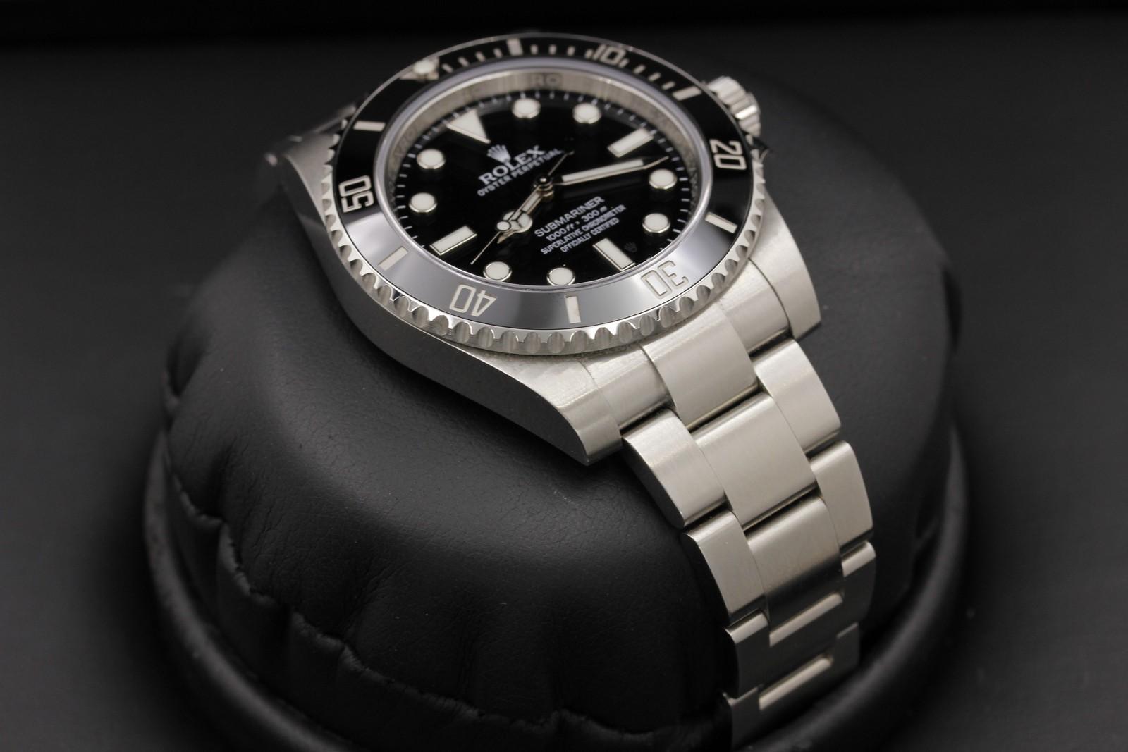 Watch Image 6