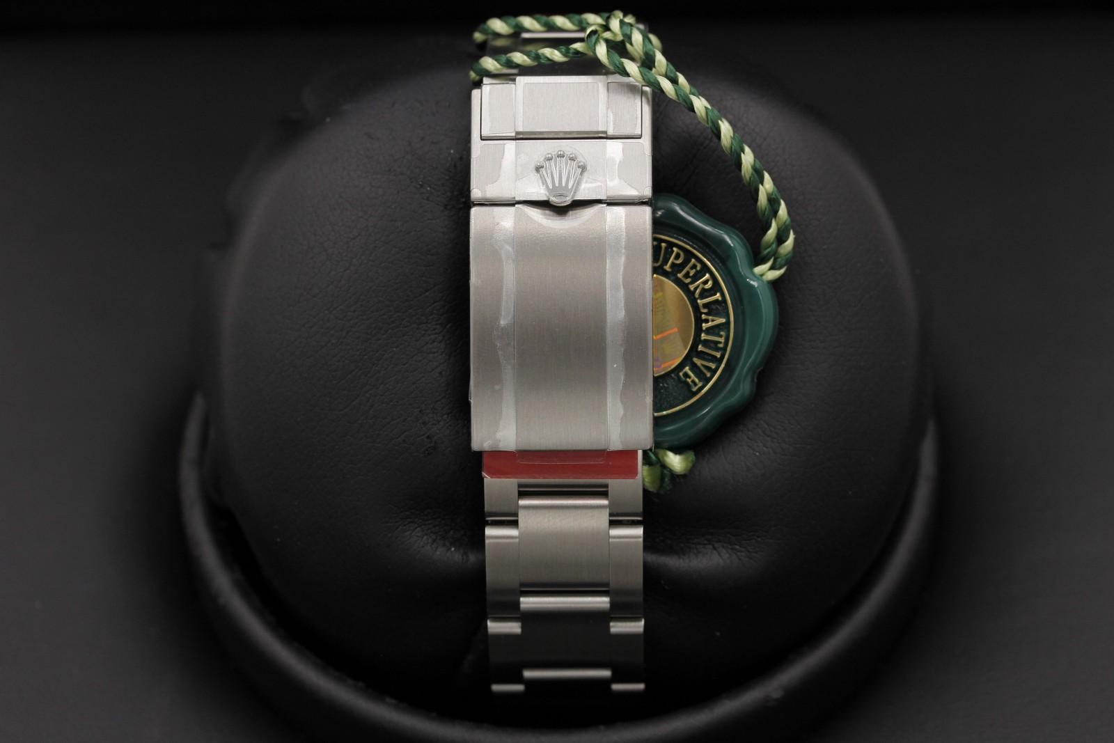 Watch Image 7