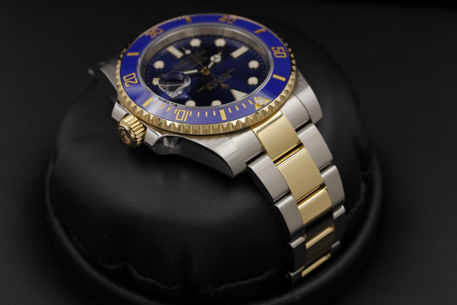 Watch Image 4