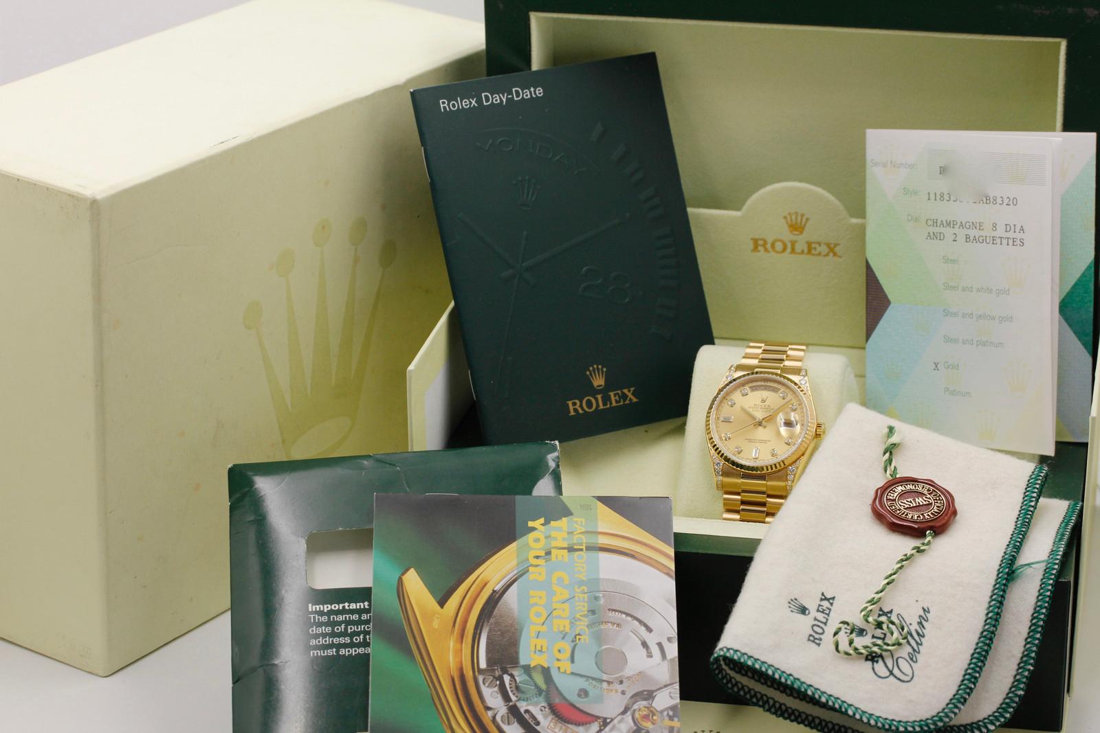 Watch Image 12