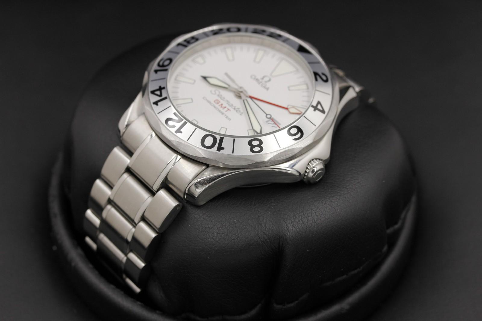 Watch Image 2