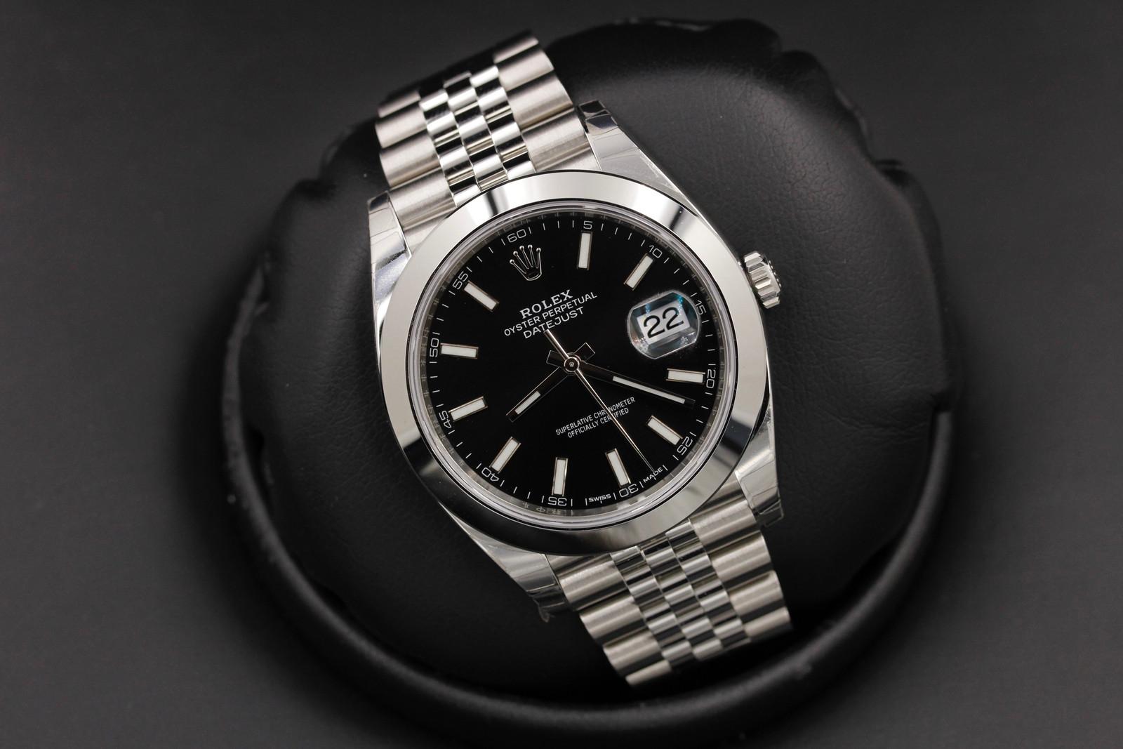 Watch Image 9