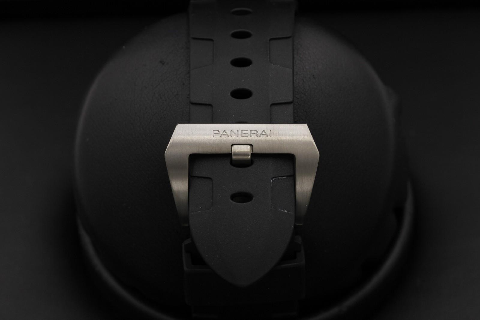 Watch Image 7