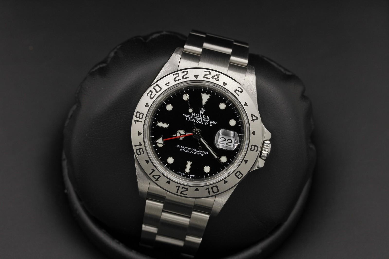 Watch Image 8