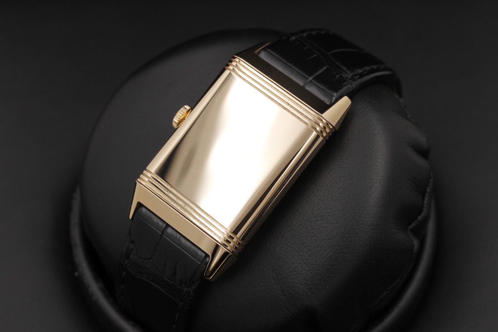 Watch Image 11