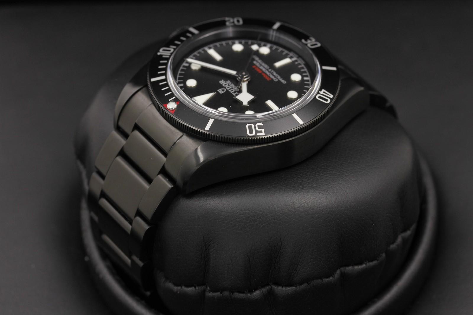 Watch Image 5