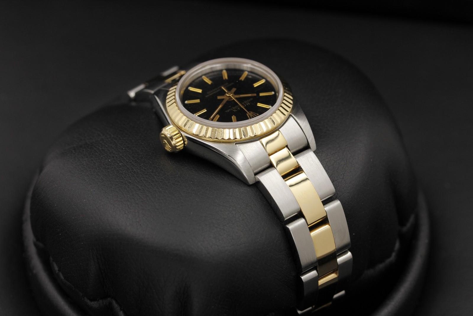 Watch Image 4