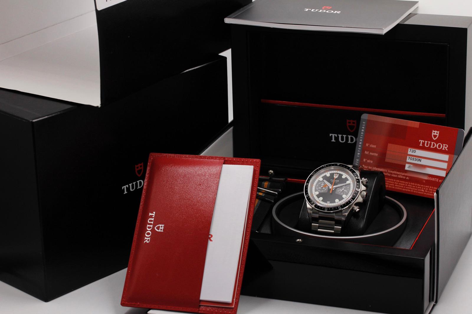 Watch Image 11
