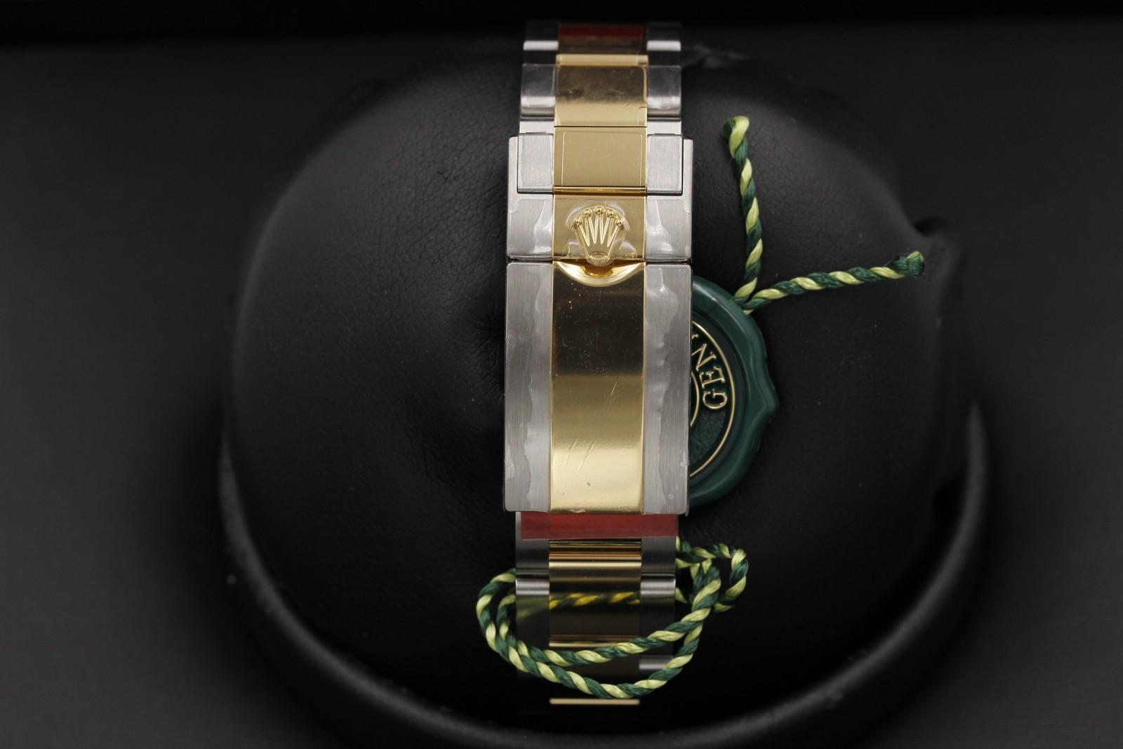 Watch Image 7