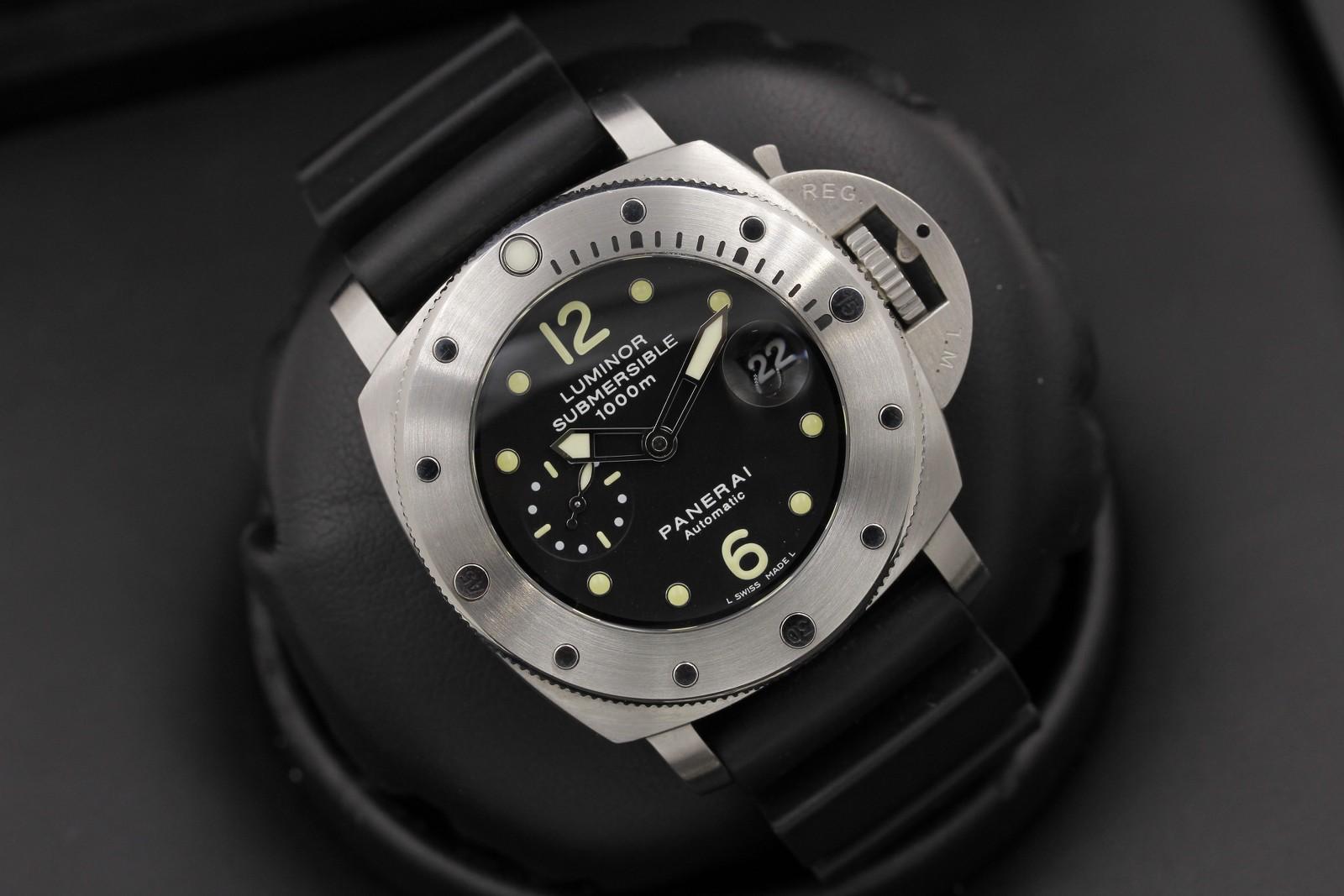 Watch Image 9