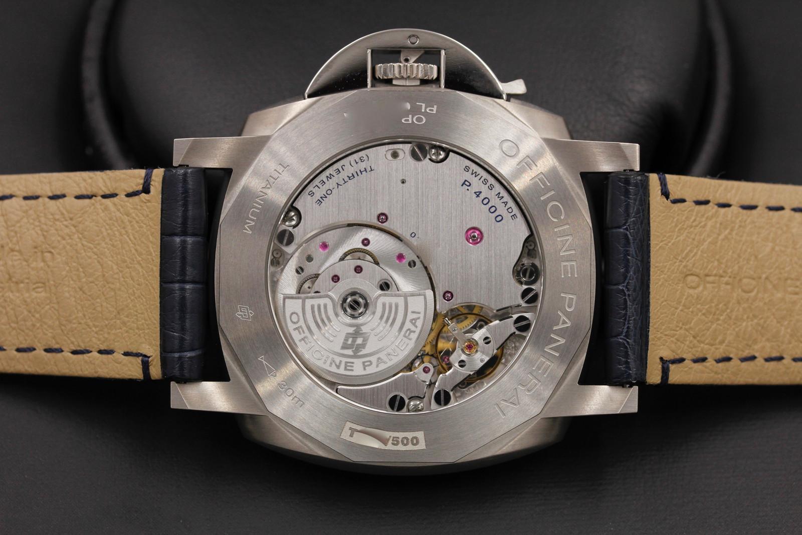 Watch Image 10