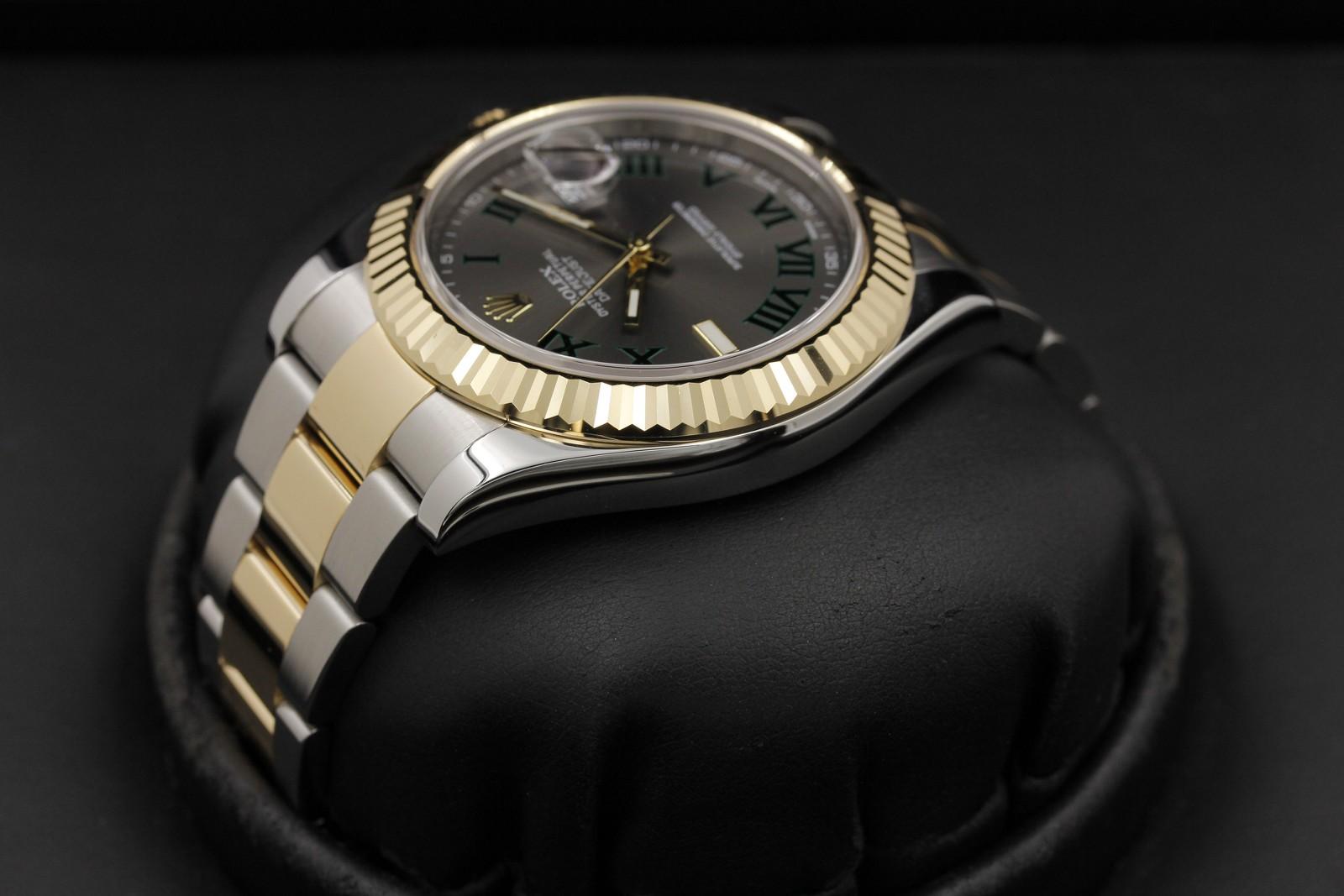 Watch Image 5