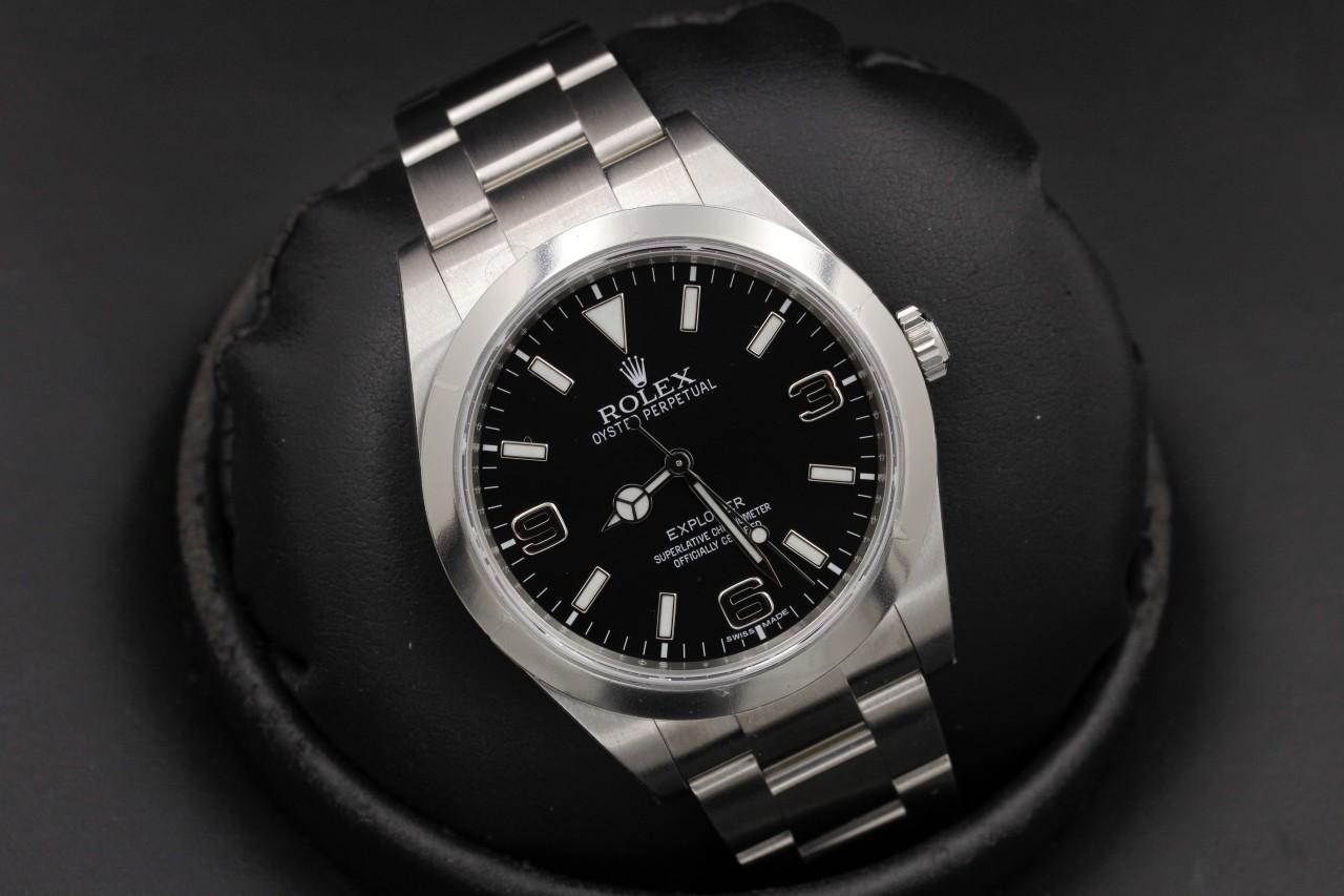 Watch Image 9