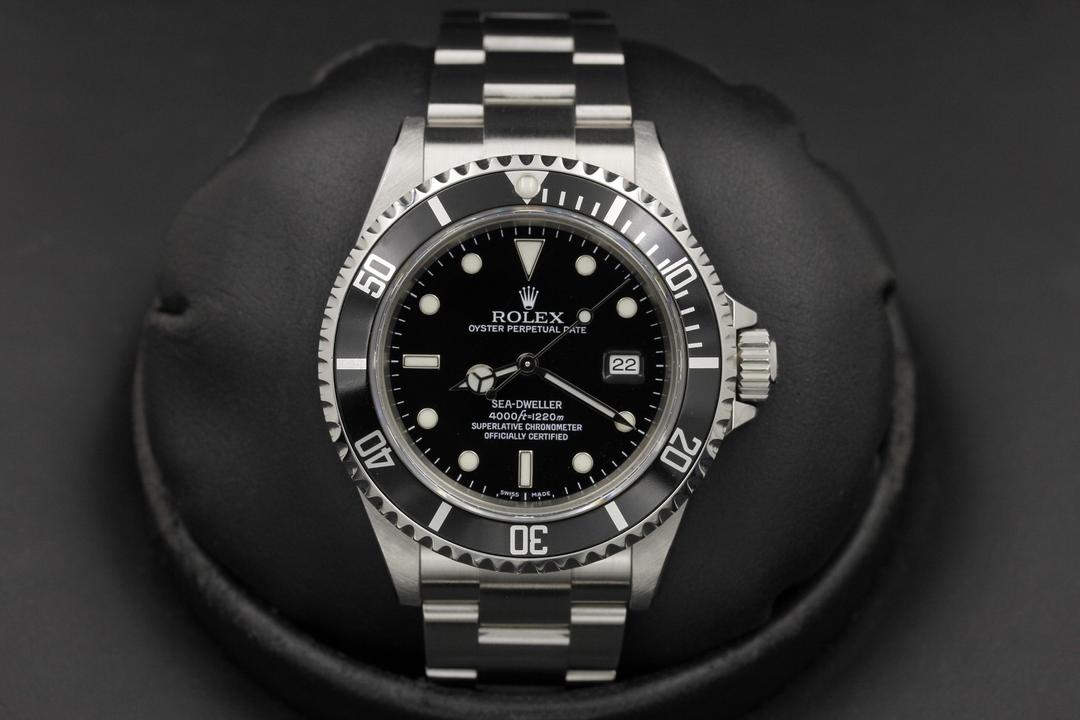 Rolex Sea-dweller 16600