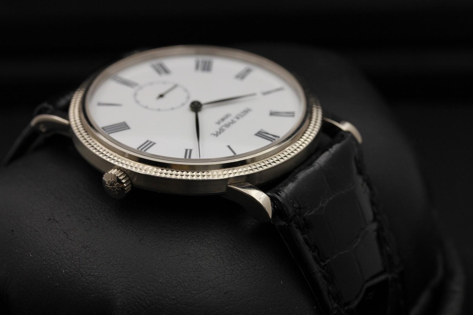 Watch Image 4