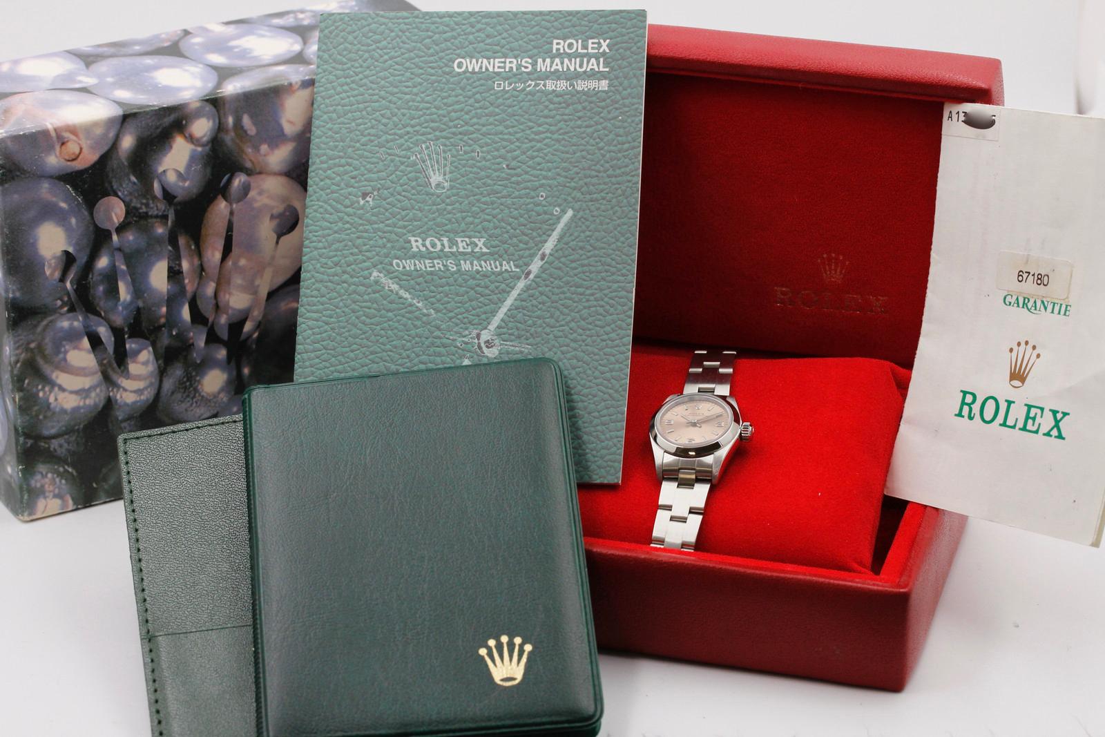 Watch Image 12