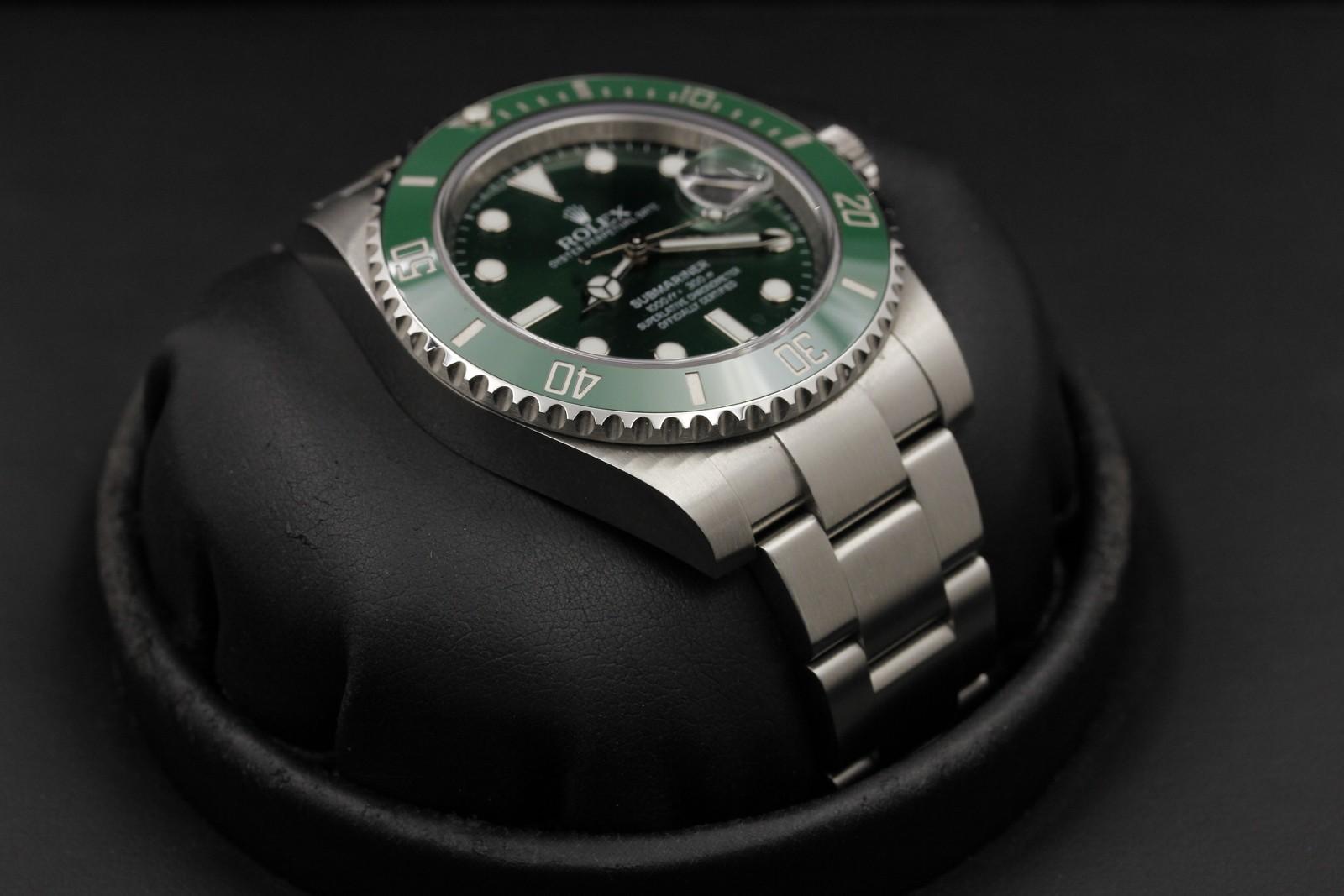 Watch Image 6