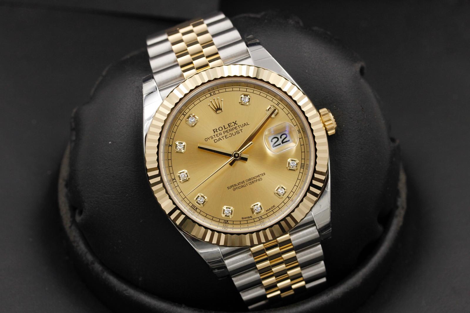 Watch Image 9