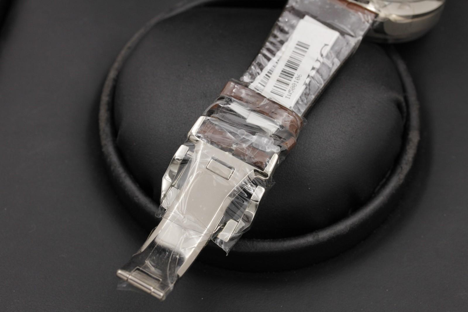 Watch Image 8