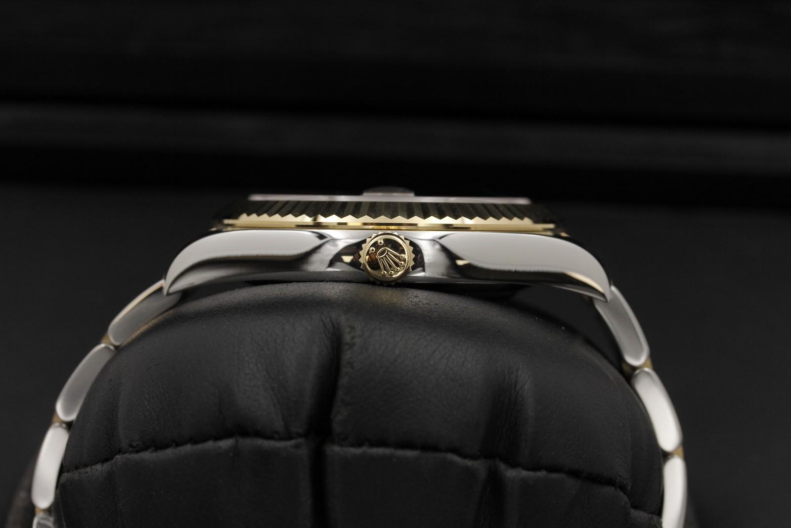 Watch Image 3