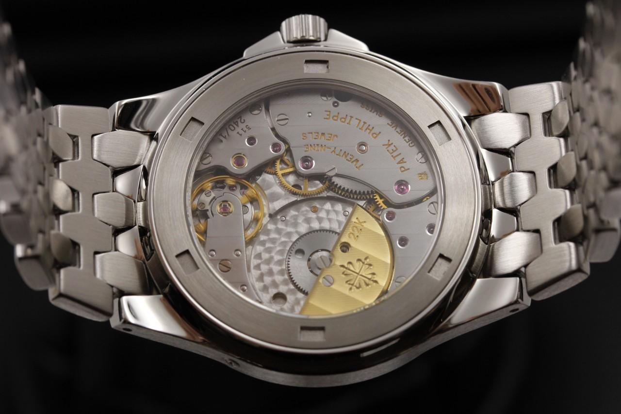 Watch Image 9