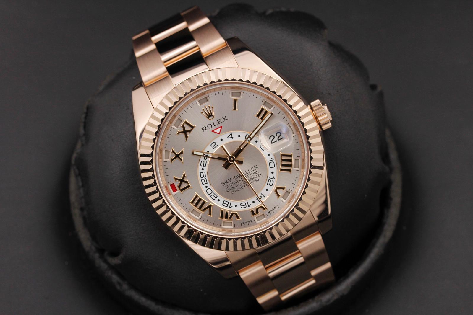 Watch Image 9