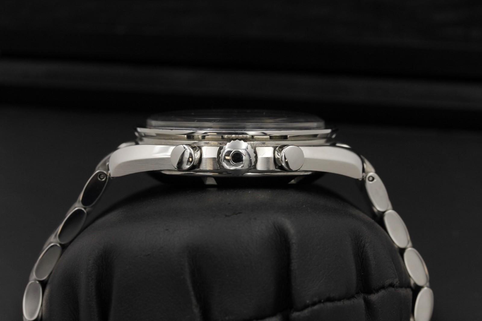 Watch Image 3