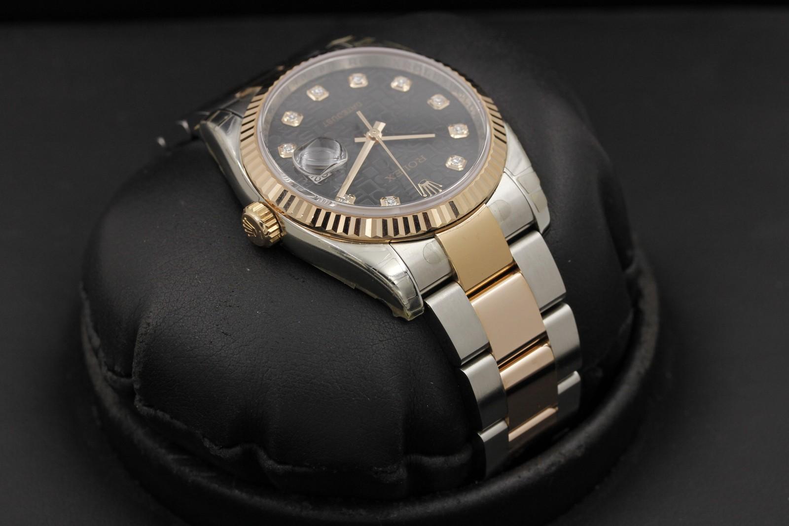 Watch Image 4