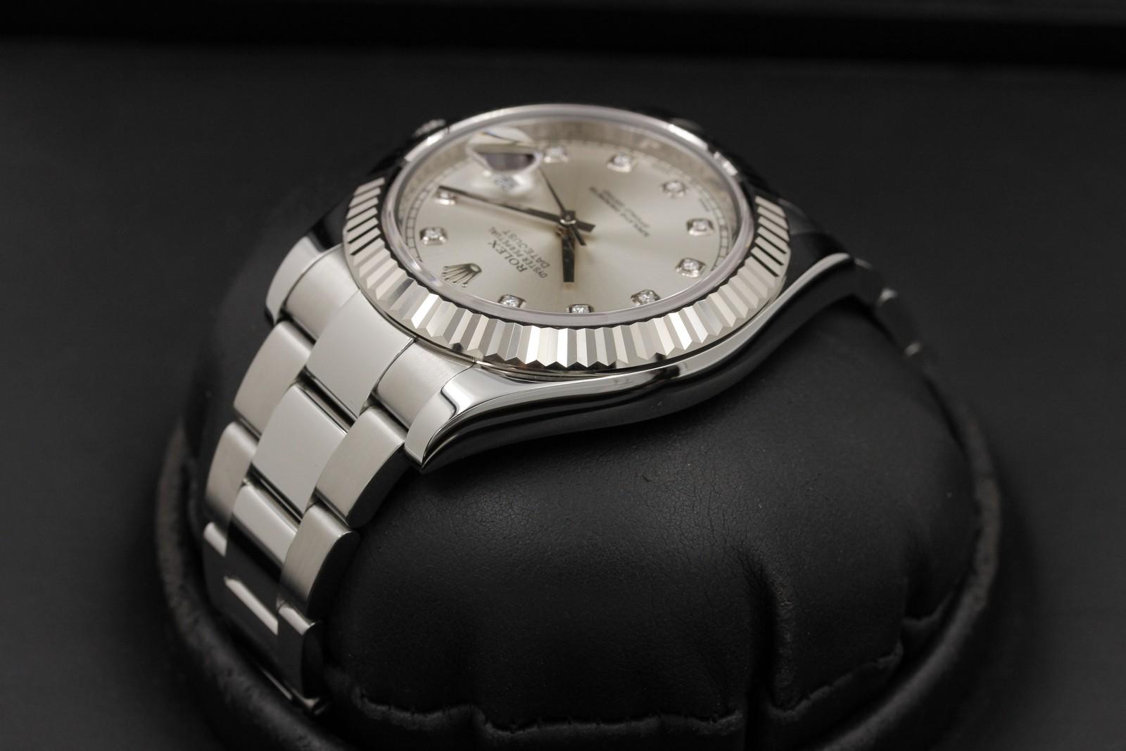 Watch Image 5