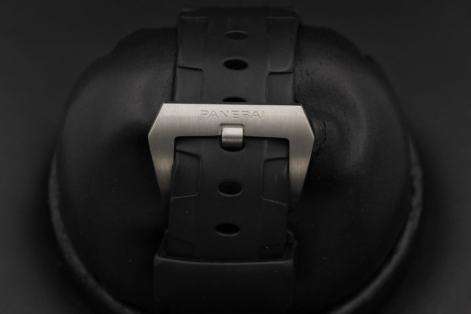 Watch Image 7