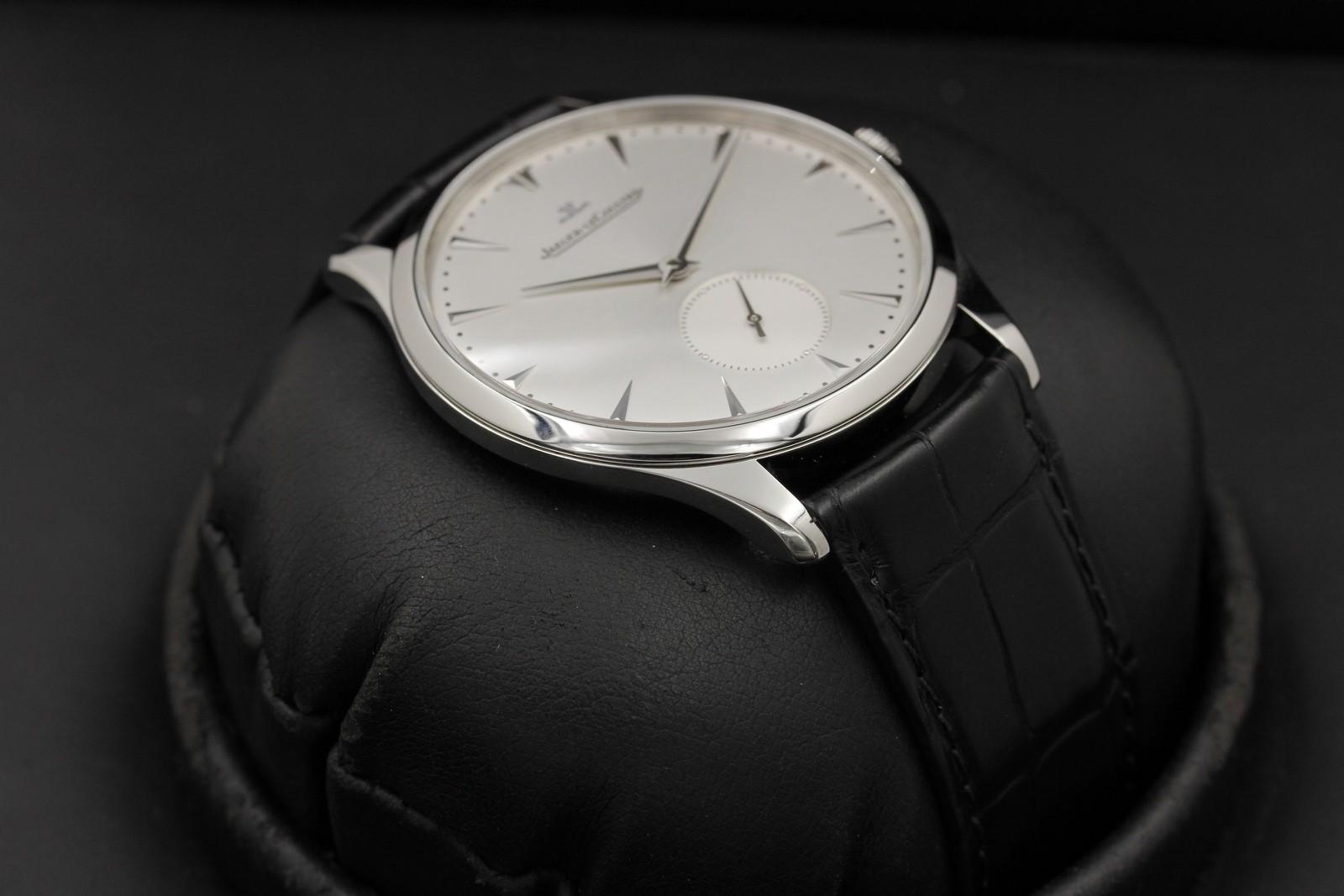 Watch Image 6