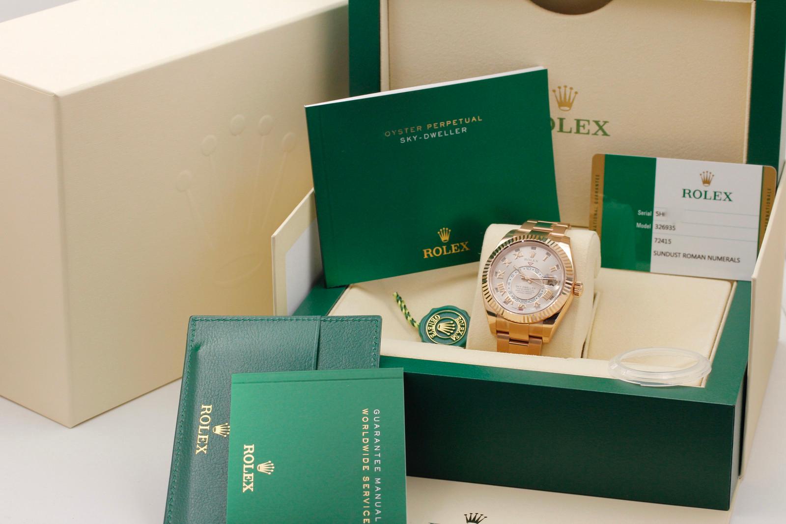 Watch Image 11
