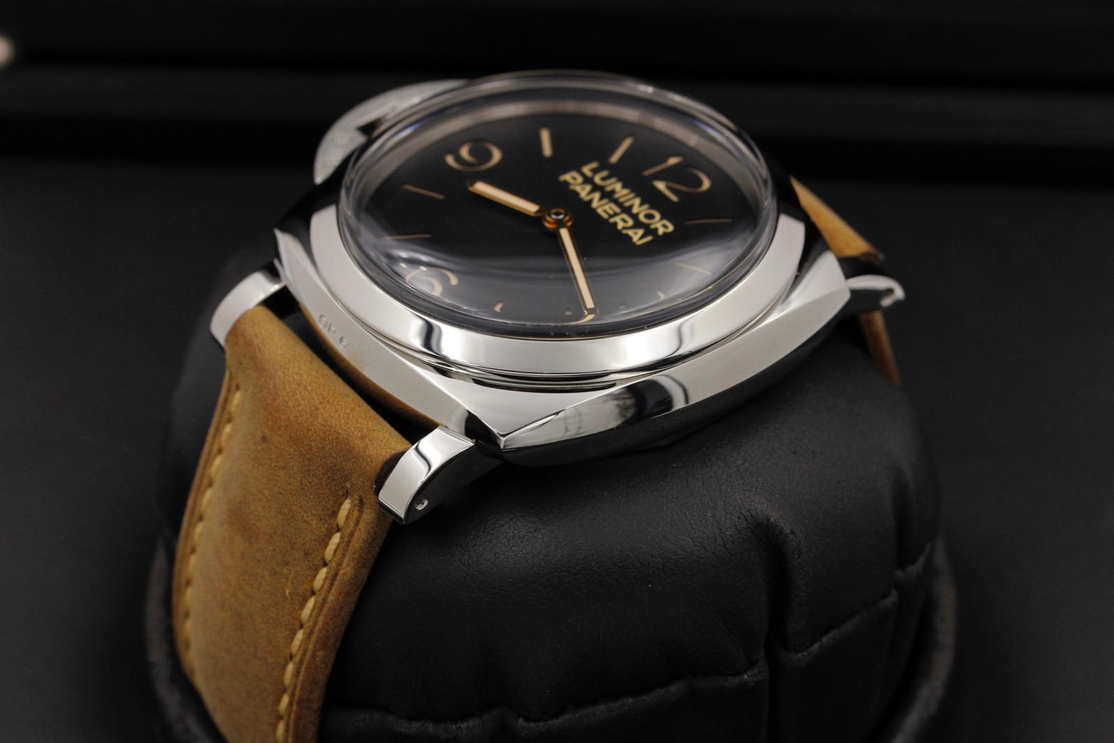 Watch Image 5