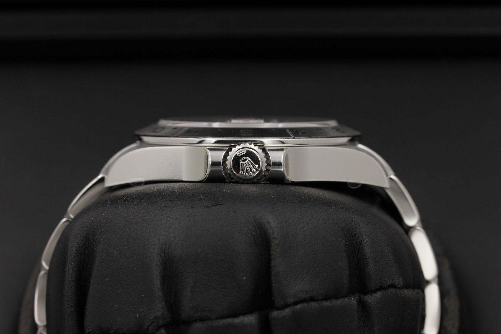 Watch Image 3