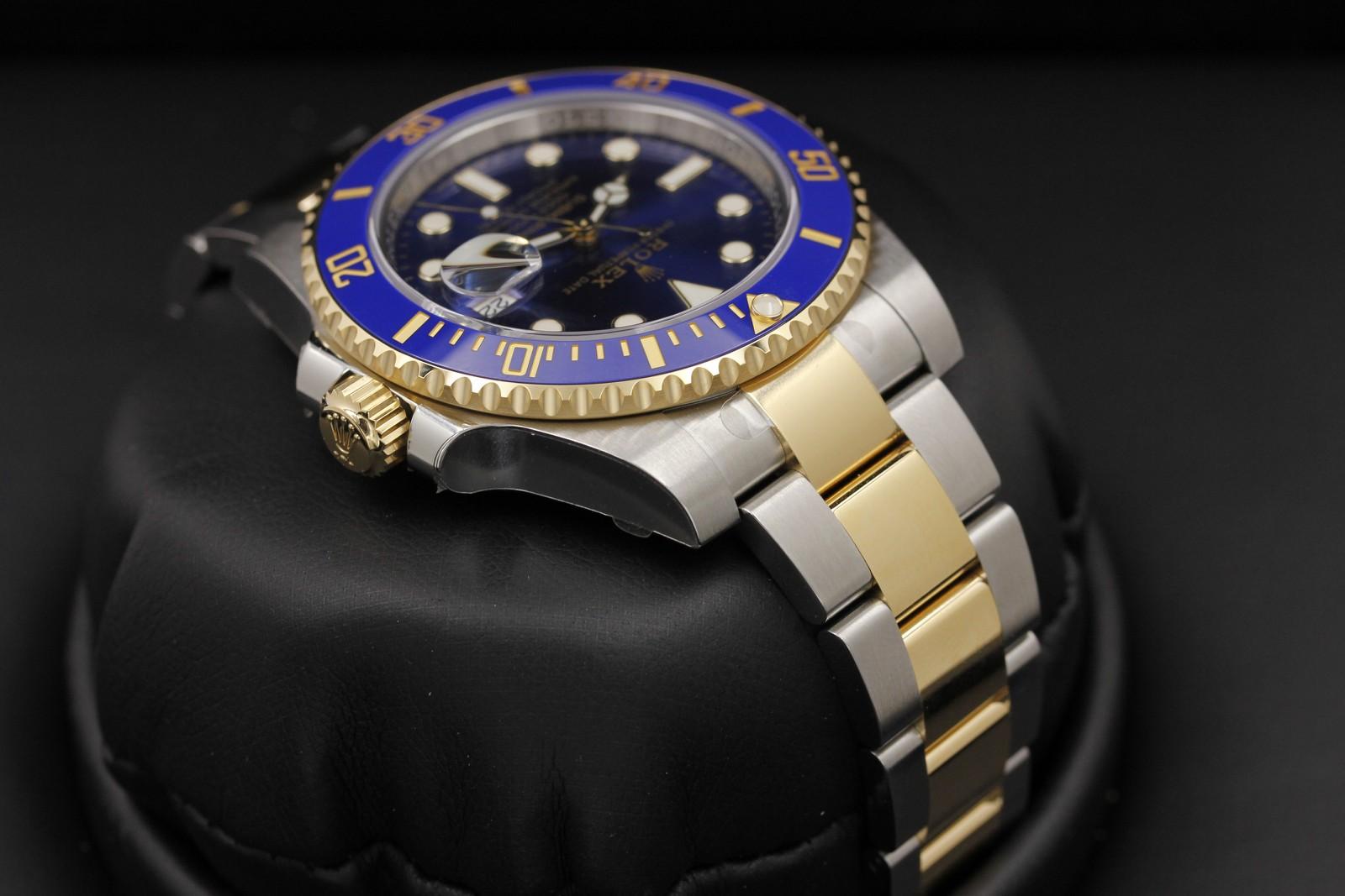 Watch Image 4
