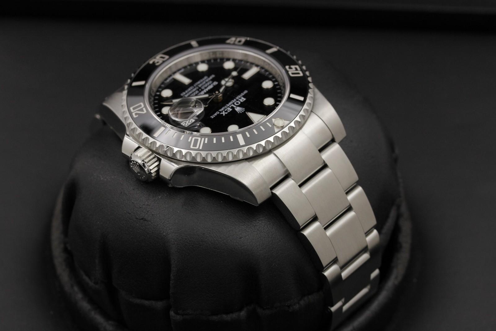 Watch Image 4