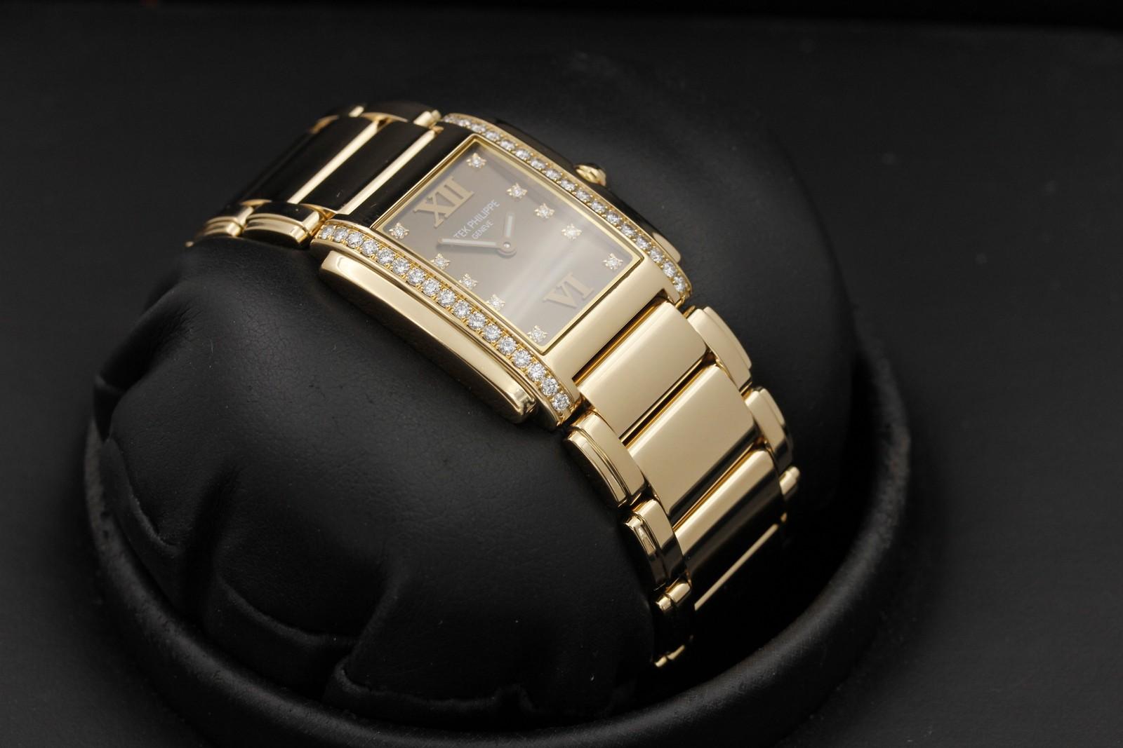 Watch Image 6