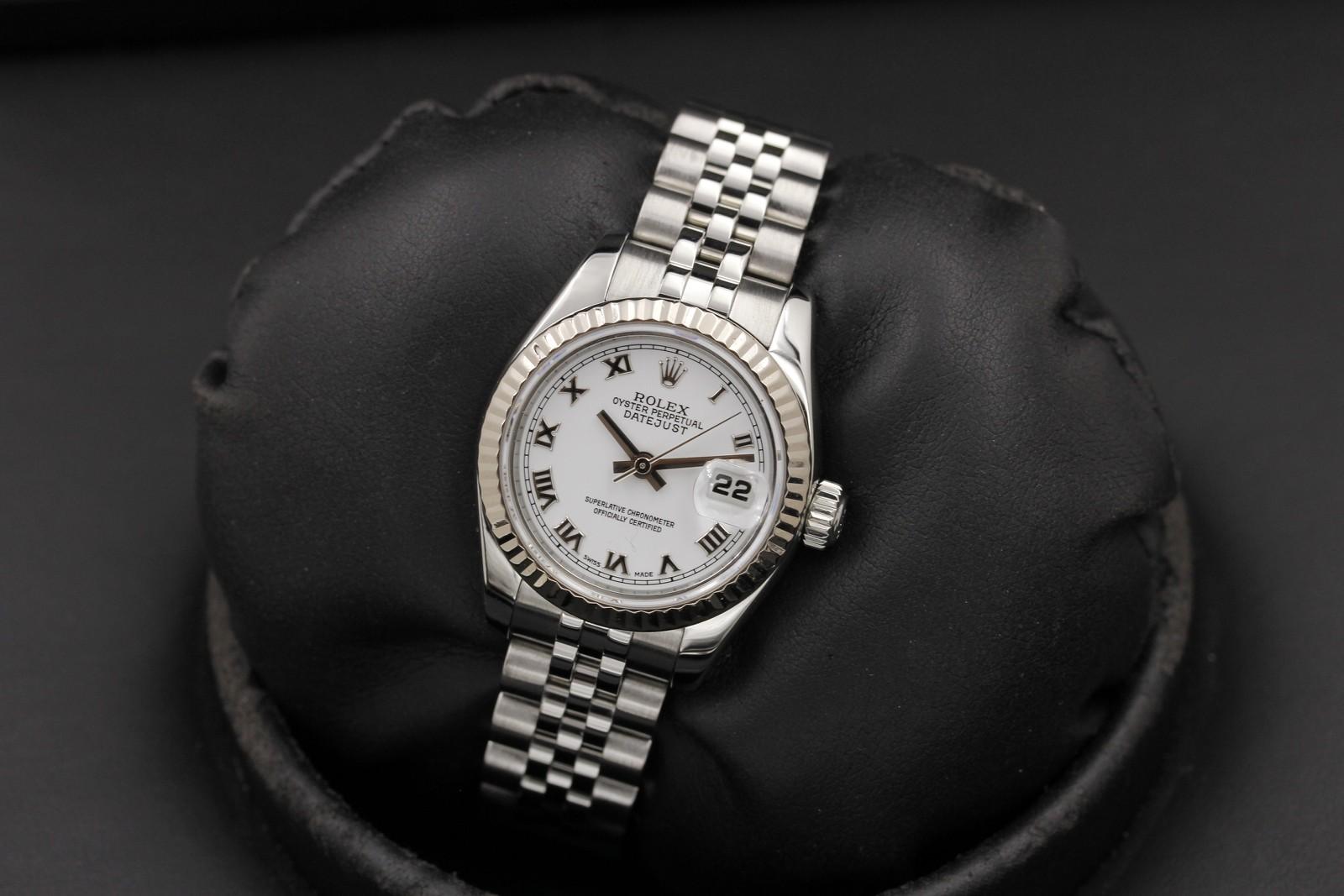 Watch Image 8