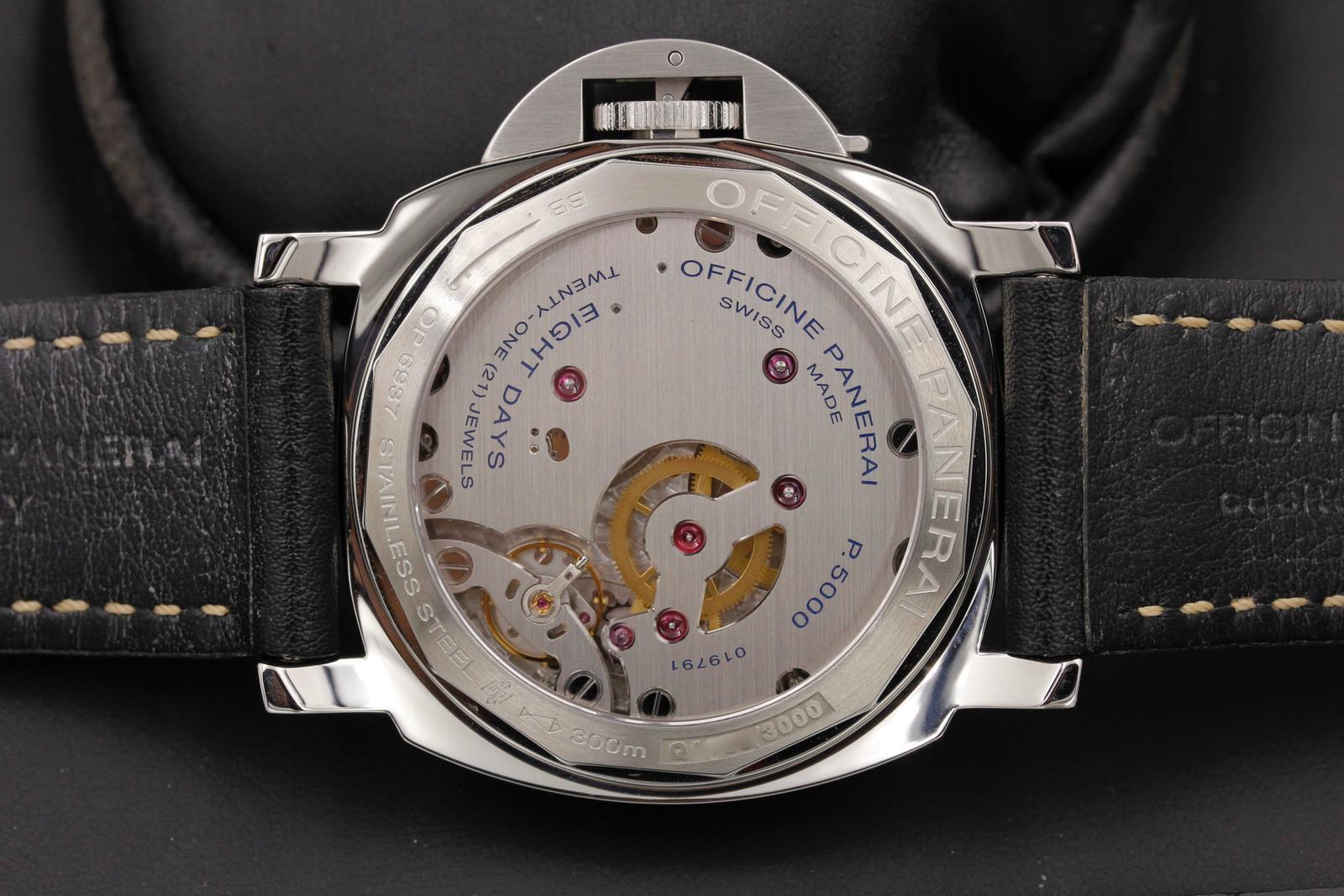 Watch Image 10