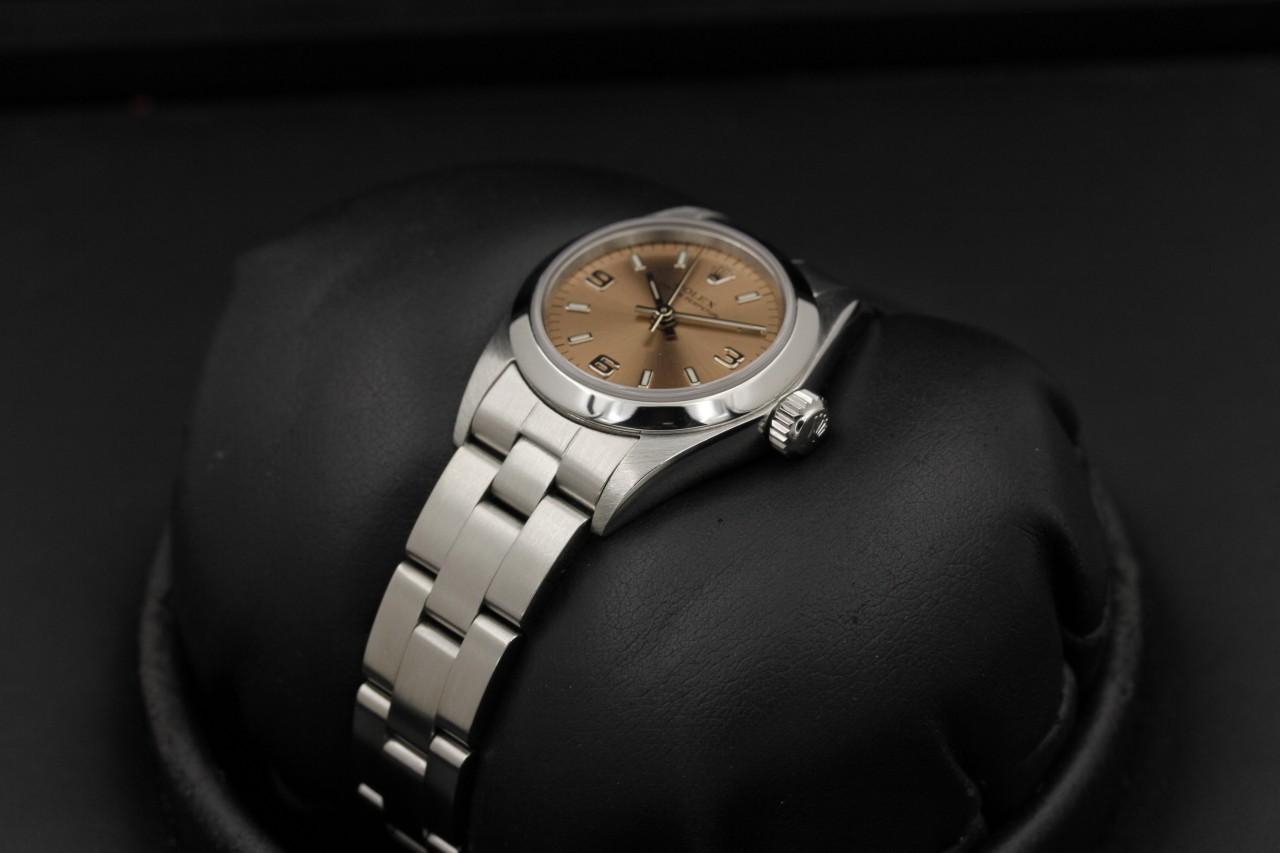 Watch Image 2