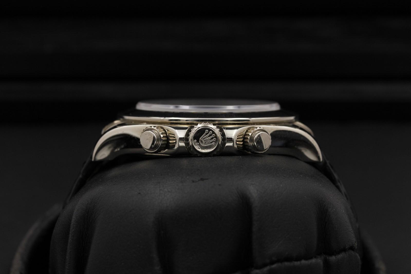 Watch Image 3