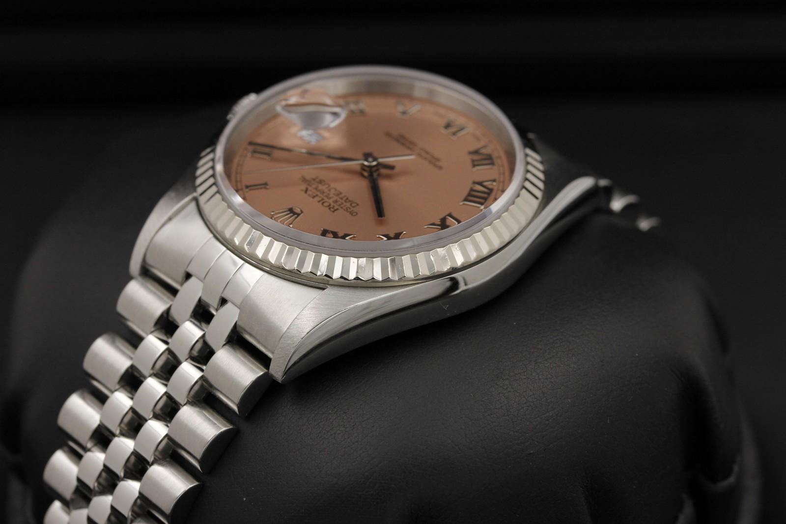 Watch Image 4